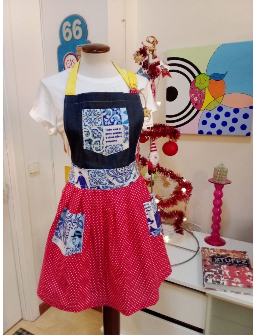 Avental três bolsos - azul e vermelho